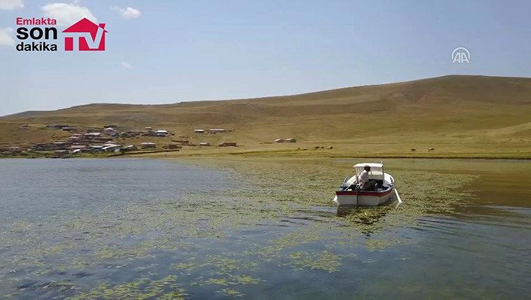 ''Türkiye'nin en yüksek rakımlı gölü" ziyaretçilerini bekliyor
