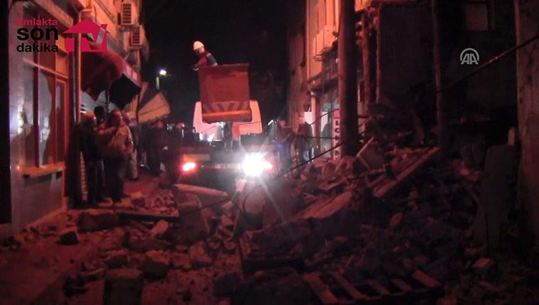 Çanakkale'de tarihi bina çöktü