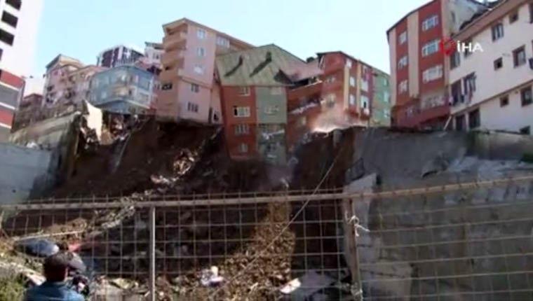 Kağıthane'deki 4 katlı bina böyle çöktü