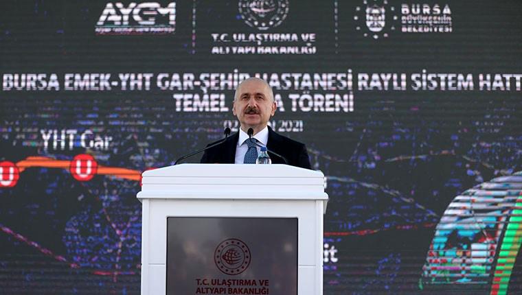 Bakan Karaismailoğlu, Bursa'da metro hattı temel atma töreninde konuştu