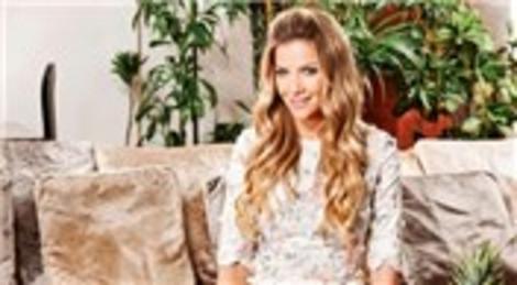 Ivana Sert Levent Teki Evinin Kapilarini Acti