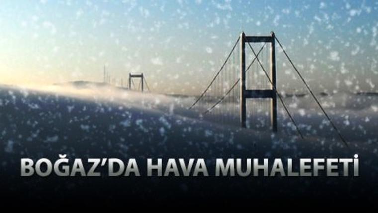 istanbul boğazı sis içinde