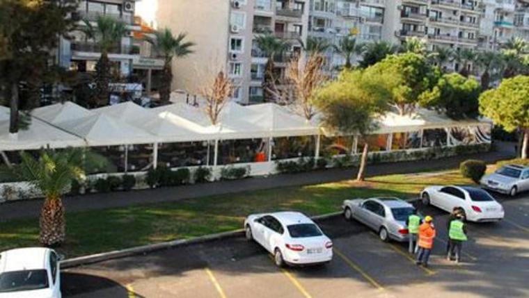 İzmir Güzelyalıda naylon kaplı kafeler