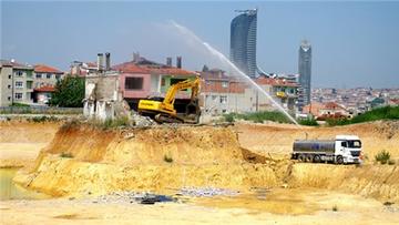 Fikirtepe inatçısının efsane olan evi yıkıldı!